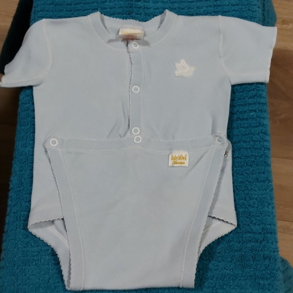 Baby's Own Classique Other - Baby's own 12M onsie